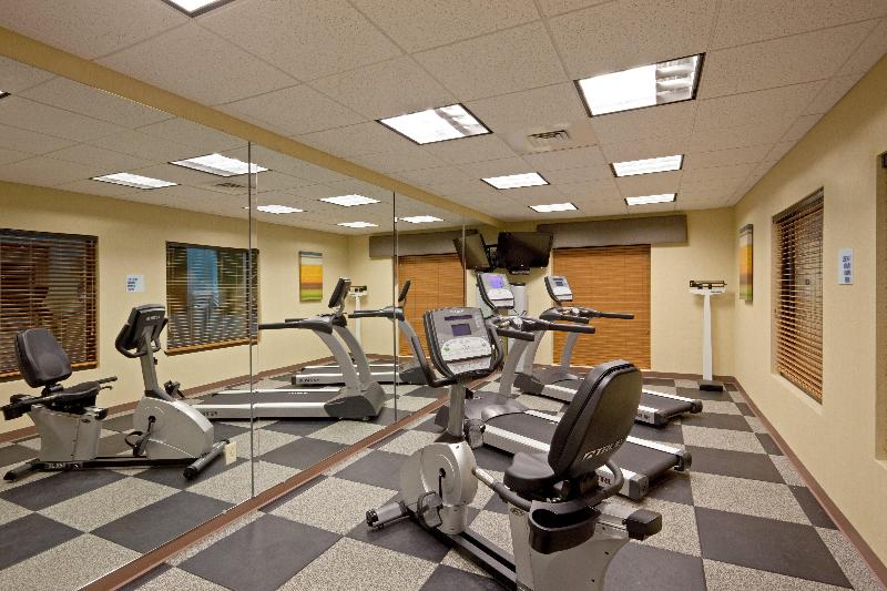 Holiday Inn Express and Suites Malone image
