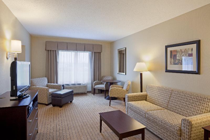 Holiday Inn Express and Suites Malone photo 13