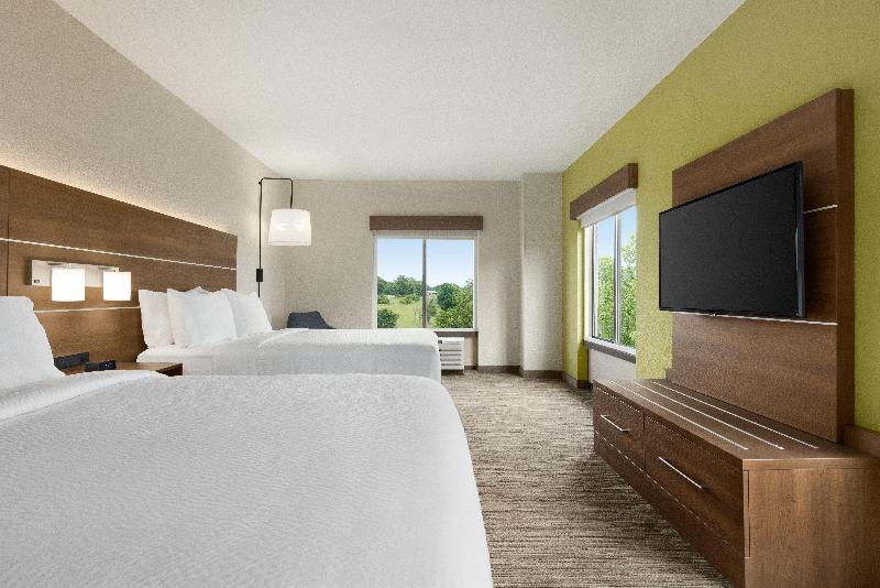 Holiday Inn Express and Suites Akron Regional Airp image