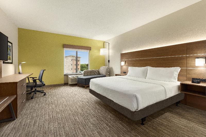 Holiday Inn Express and Suites Akron Regional Airp image
