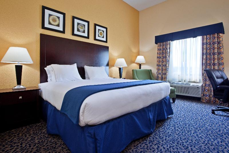 Holiday Inn Express and Suites Akron Regional Airp image