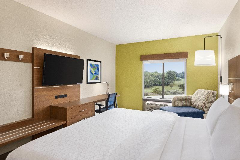 Holiday Inn Express and Suites Akron Regional Airp image