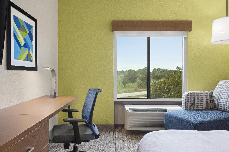 Holiday Inn Express and Suites Akron Regional Airp image