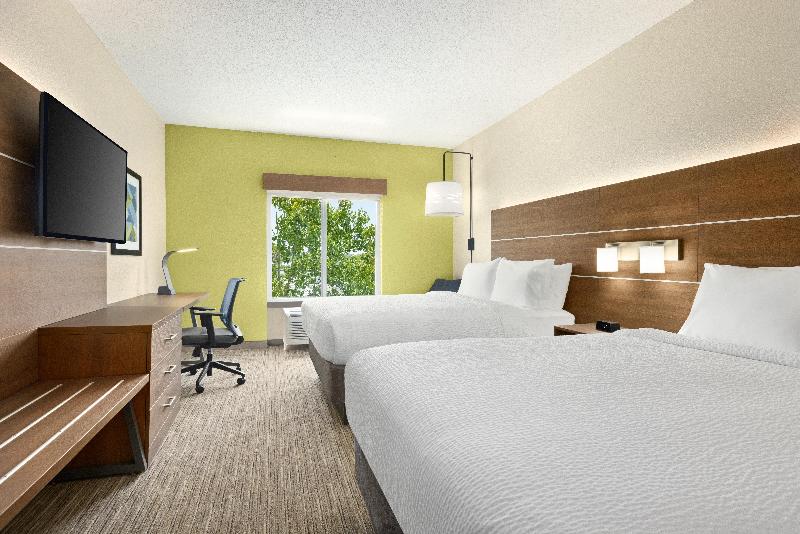 Holiday Inn Express and Suites Akron Regional Airp image