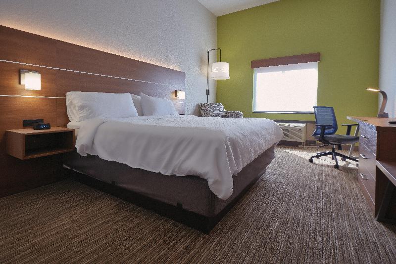 Holiday Inn Express and Suites Akron Regional Airp image