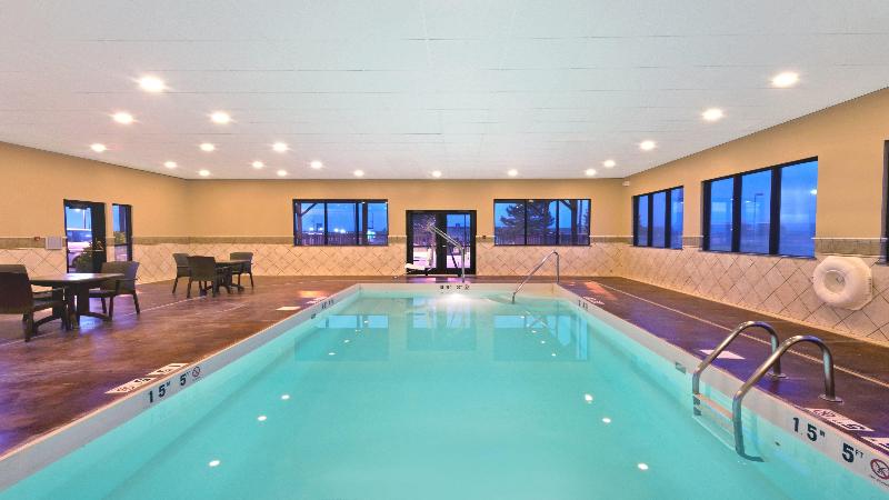 Holiday Inn Express & Suites Colby By IHG image