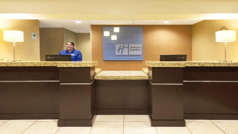 Holiday Inn Express & Suites Colby By IHG image