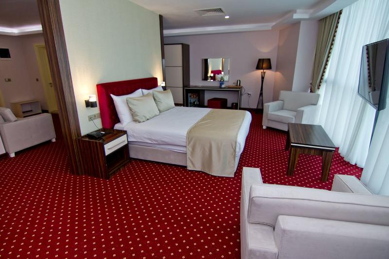 Sky Tower Hotel image