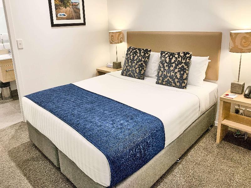 Ramada Suites by Wyndham Albany image