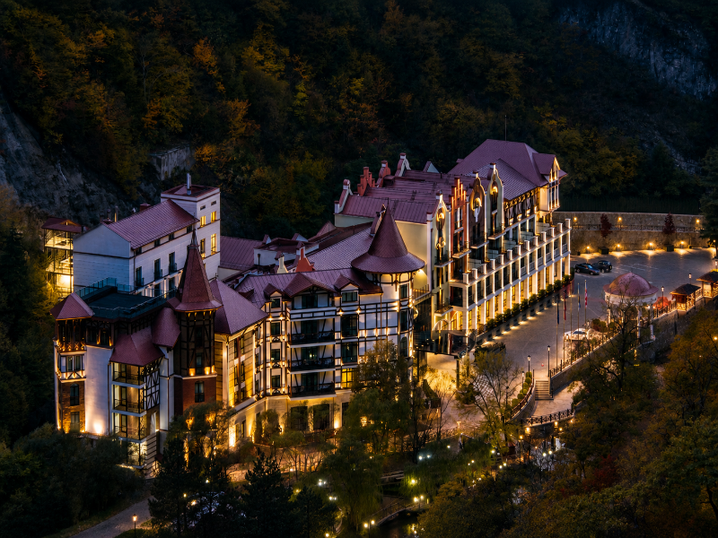 Crowne Plaza Borjomi image