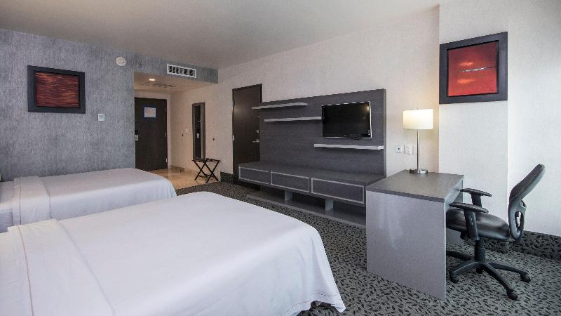 Holiday Inn Express and Suites Queretaro photo 19