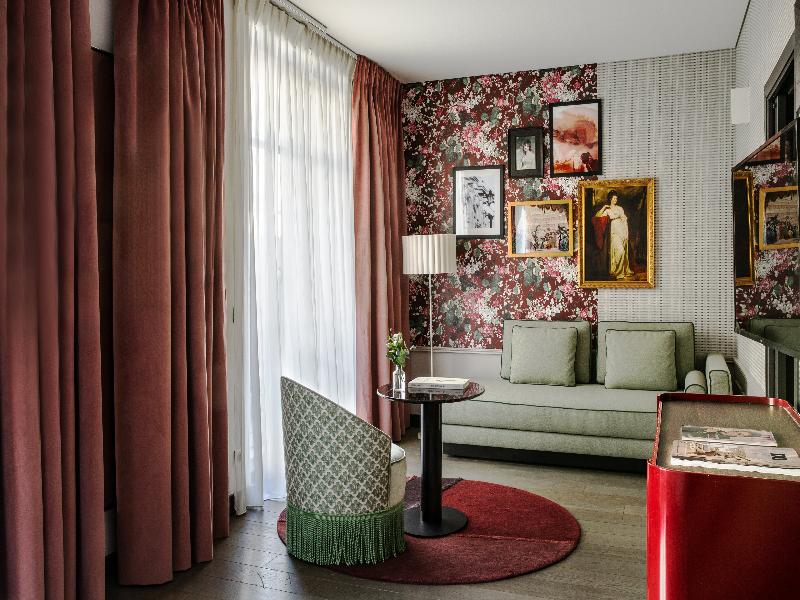 Hotel Indigo Paris Opera image