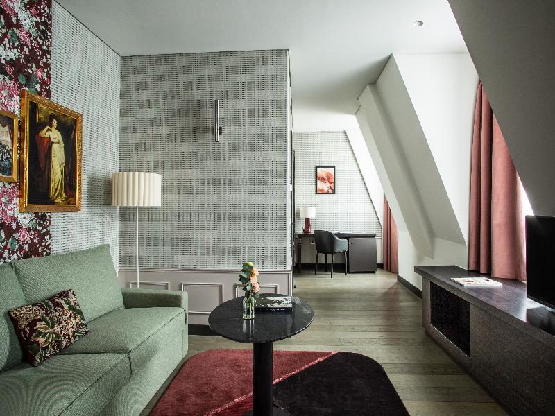 Hotel Indigo Paris Opera image