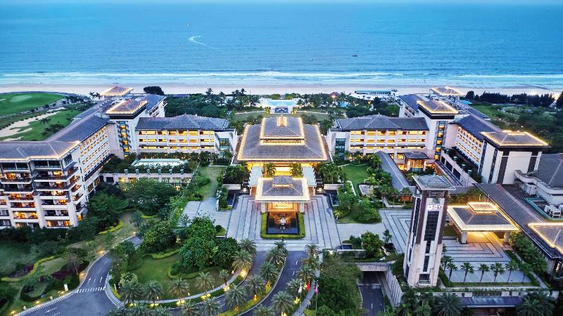Crowne Plaza Hailing Island image