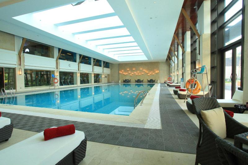 Crowne Plaza Hailing Island image