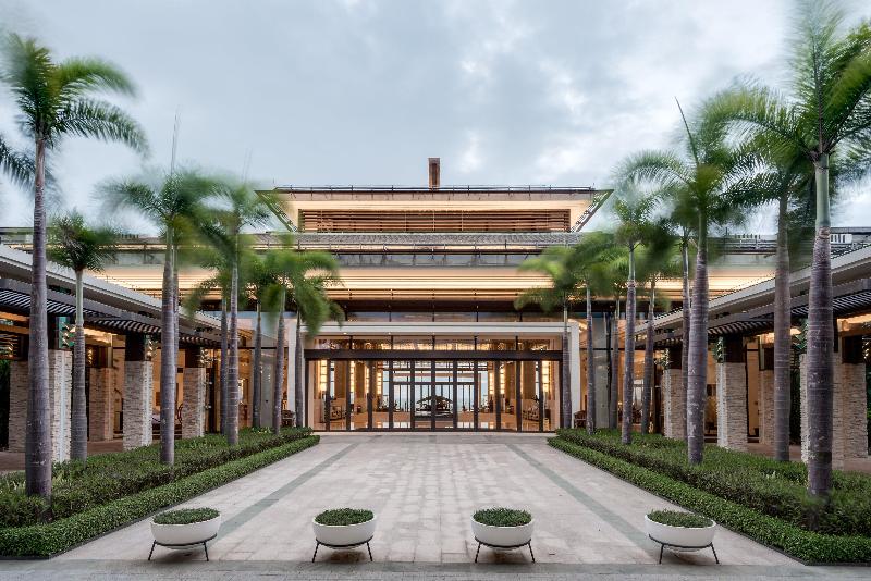 Crowne Plaza Hailing Island image