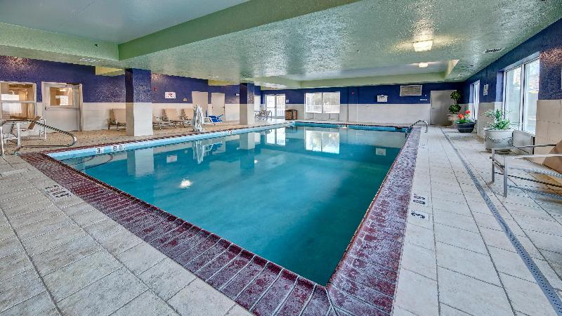 Holiday Inn Express & Suites London By IHG image