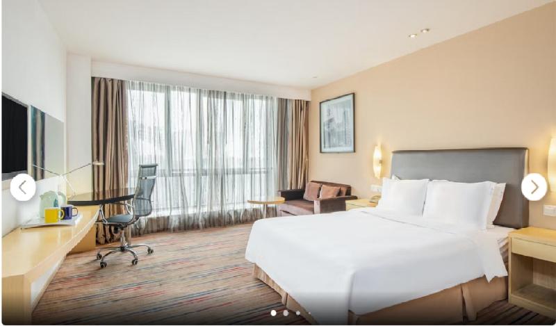 Holiday Inn Express Changzhou Center image