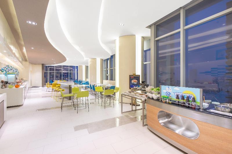Holiday Inn Express Changzhou Lanling image