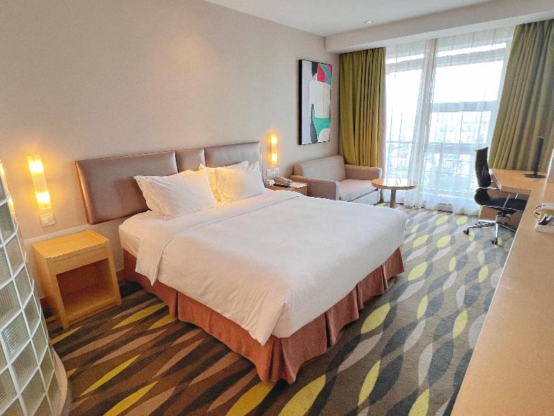 Holiday Inn Express Changzhou Lanling image
