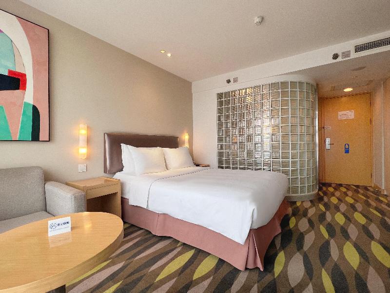 Holiday Inn Express Changzhou Lanling image