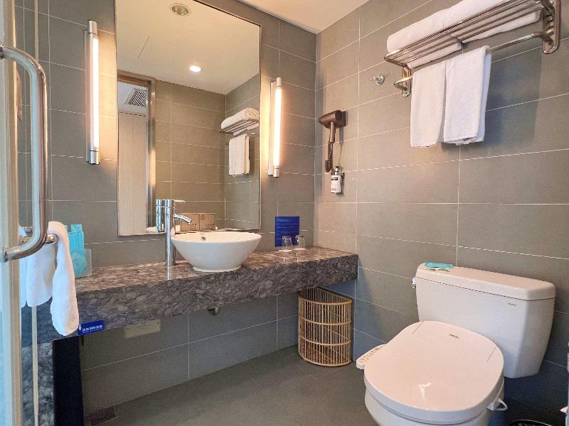 Holiday Inn Express Changzhou Lanling image