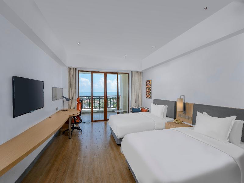 Holiday Inn Express Haikou West Coast image