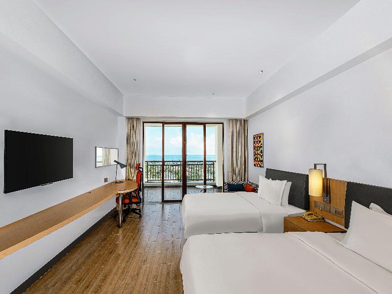 Holiday Inn Express Haikou West Coast image