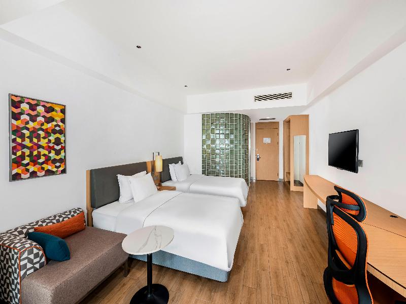 Holiday Inn Express Haikou West Coast image
