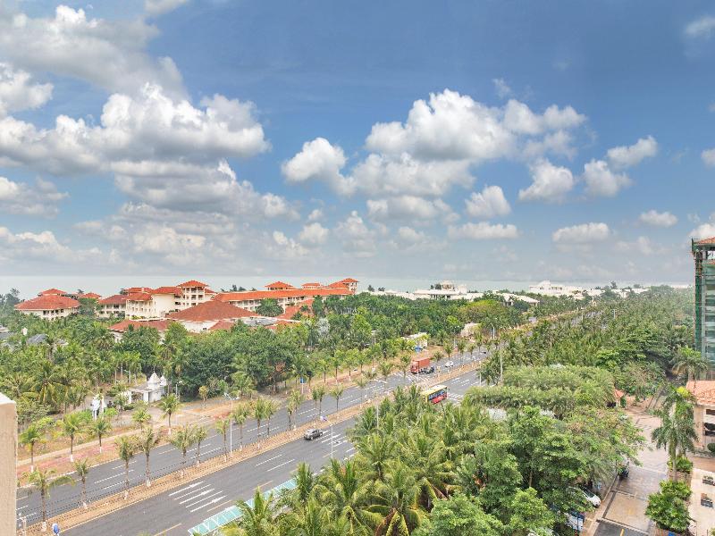 Holiday Inn Express Haikou West Coast image