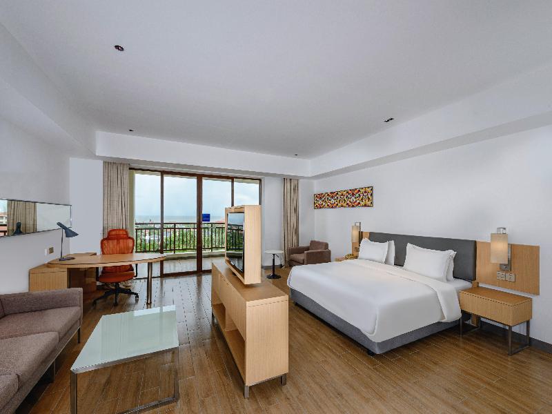 Holiday Inn Express Haikou West Coast image