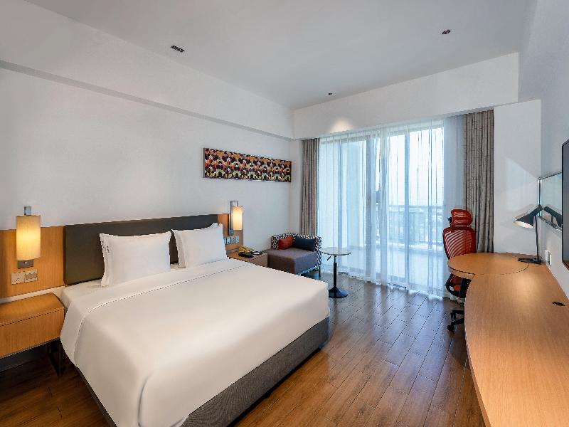Holiday Inn Express Haikou West Coast image