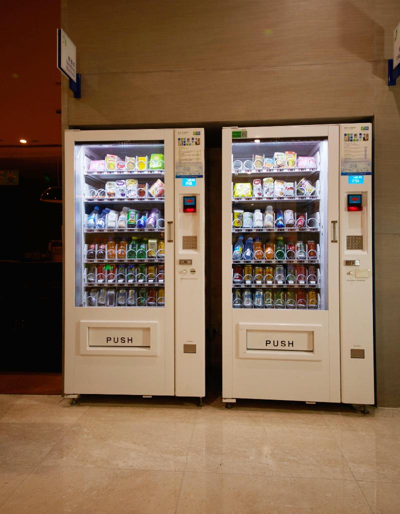 Holiday Inn Express Luoyang City Center image