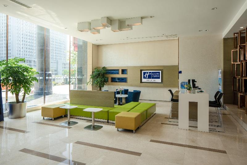 Holiday Inn Express Luoyang City Center image