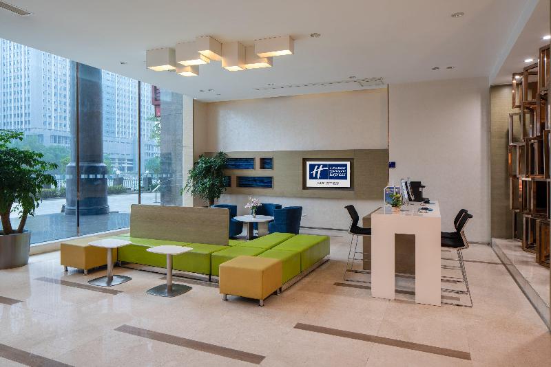 Holiday Inn Express Luoyang City Center image