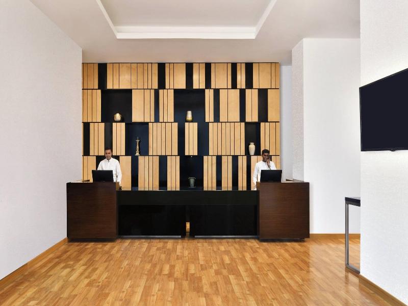 Holiday Inn Express Chennai Mahindra World City image
