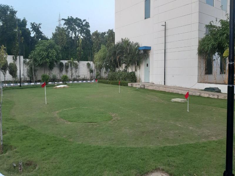 Holiday Inn Express Chennai Mahindra World City image
