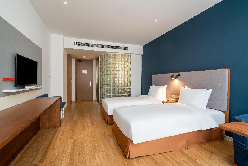 Holiday Inn Express Yangzhou City Center image