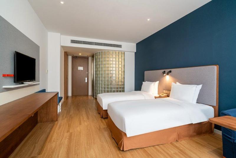 Holiday Inn Express Yangzhou City Center image