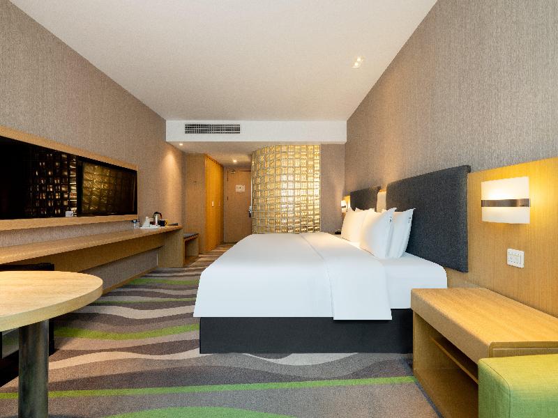 Holiday Inn Express Jinan High Tech Zone image
