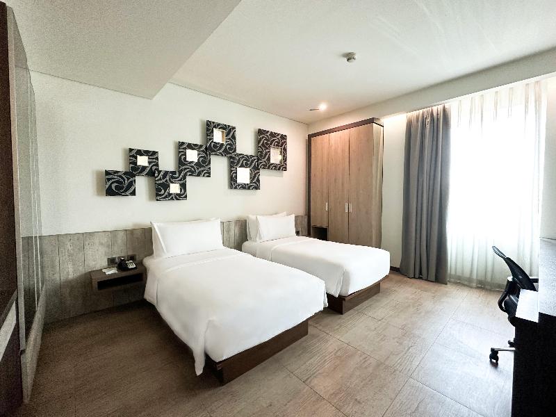 Holiday Inn Cikarang Jababeka image