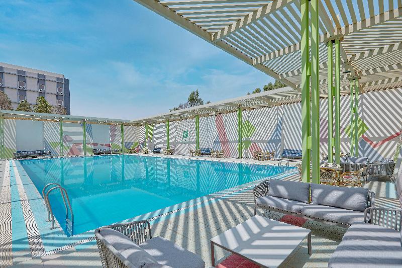 Holiday Inn Tabuk image