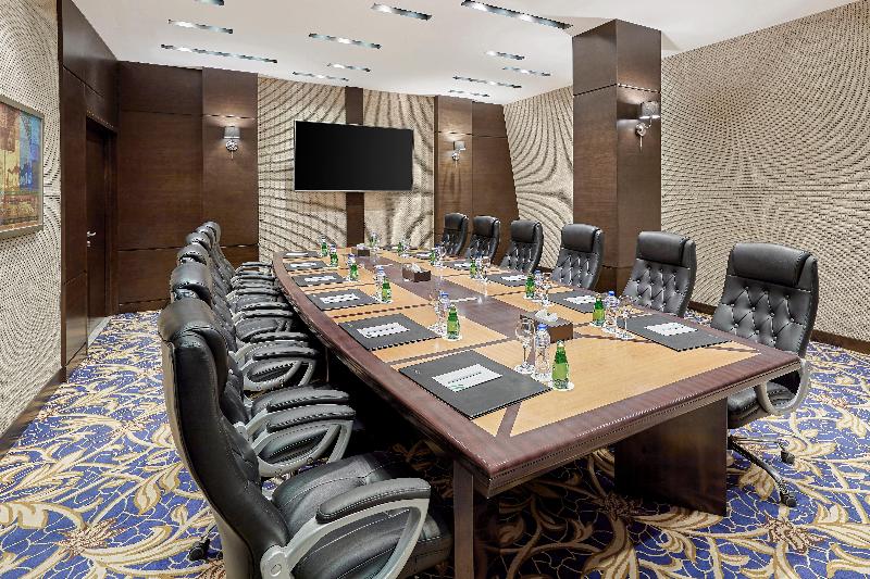 Holiday Inn Tabuk image