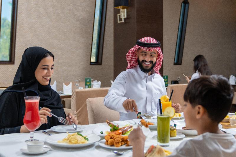 Holiday Inn Tabuk image