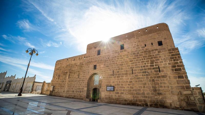 Holiday Inn Tabuk image