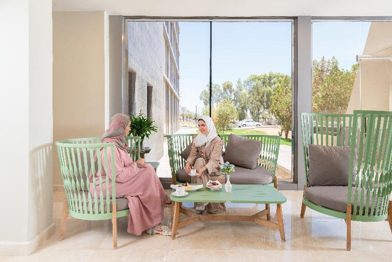 Holiday Inn Tabuk image