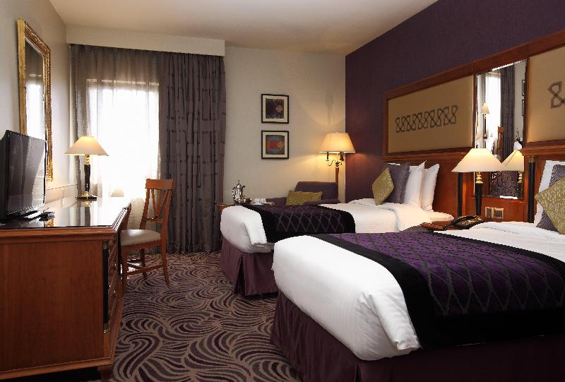 Holiday Inn Tabuk image