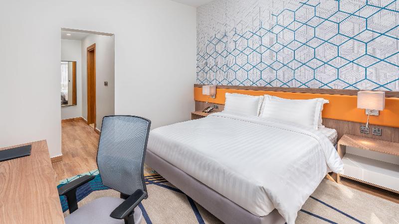 Holiday Inn Tabuk image