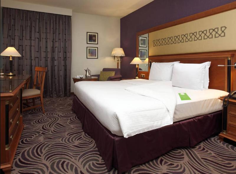 Holiday Inn Tabuk image