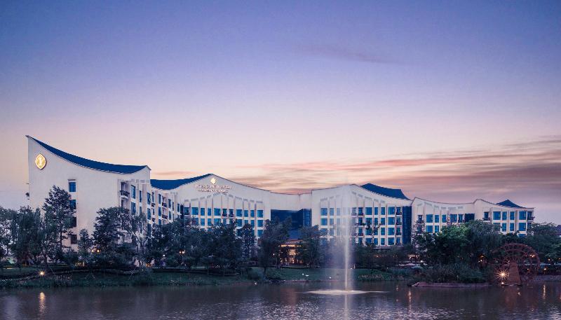 InterContinental Heilong Lake image